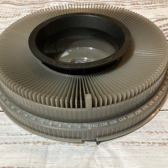 Kodak Carousel Transvue 140 Slide Tray Vintage for Projector Slides - Picture 5 of 8